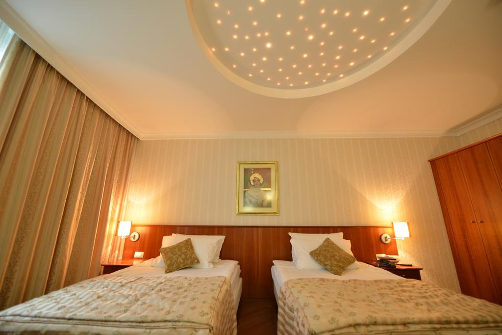 Hotel Karpos Skopje Exterior photo